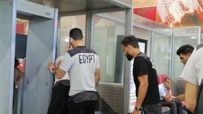 بدون صلاح.. بعثة المنتخب تصل مطار القاهرة للسفر إلى مالاوي | صور