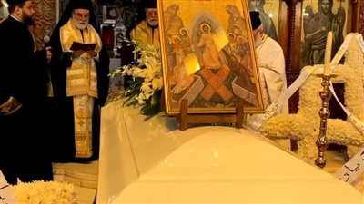 وصول جثمان مؤسس مجموعة كريازي إلى الكنيسة لأداء صلاة الجنازة | بث مباشر