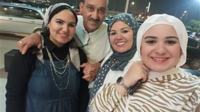 صاحبة فيديو الـ 27 سنة زواج تكشف تفاصيل الاحتفال بزوجها
