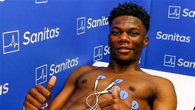 تشواميني يجتاز الفحص الطبي في ريال مدريد