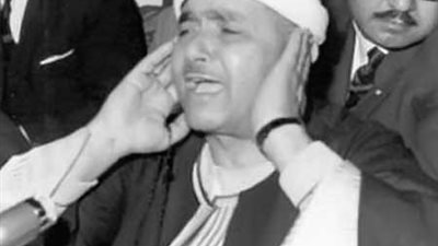 أسر آذان مسلمي العالم حتى بعد 45 عامًا من وفاته.. ذكرى رحيل الشيخ مصطفى إسماعيل