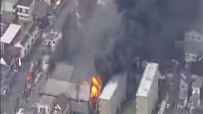 ياباني يشعل الحريق في شركته بسبب ضغوطات العمل 