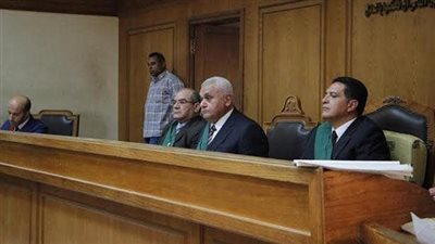 بعد اعترافاتهما.. دفاع المتهمين الثاني والثالث في رشوة الصحة يطالب بإعفاء موكليه من العقوبة