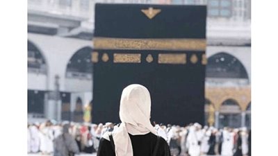 دار الإفتاء: نفقة حج الزوجة غير واجبة على زوجها