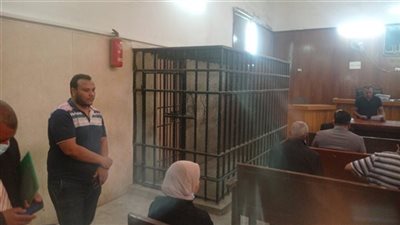 تكثيف أمني بمحيط محكمة جنايات قنا الاقتصادية قبيل بدء محاكمة مصطفى البنك مستريح أسوان