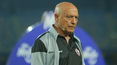 فيريرا يهنئ اللاعبين بعد التتويج بكأس مصر ويطالبهم بالتركيز في مواجهة سموحة