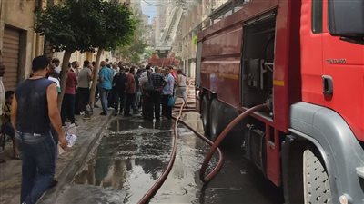 مصرع وإصابة اثنين في حريق بمخزن شركة كابو للملابس.. وإخلاء العقارات المجاورة
