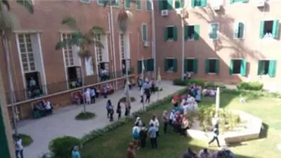  مدرسة كلية النصر القومية عن اعتداء أفراد أمن على رجل وزوجته: «ولية أمر جابت لنا بودي جاردات»