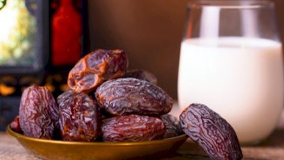 استشاري أمراض صدرية يقدم نصائح مهمة لصيام يوم عاشوراء