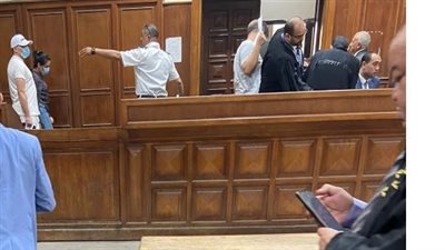 براءة نجل توفيق عكاشة من حيازة المخدرات.. والحبس 6 أشهر لصديقته