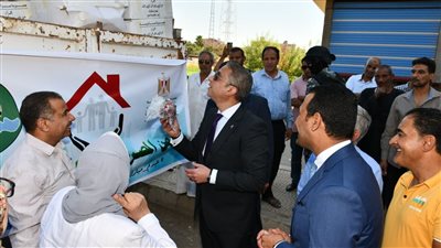 محافظ الفيوم يشهد تسليم اللحوم البلدية المقدمة من وزارة التضامن لمستفيدي برنامج تكافل وكرامة