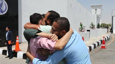 بعد التنسيق بين لجنة العفو والأجهزة المعنية.. الإفراج عن عدد من المحبوسين احتياطيًا
