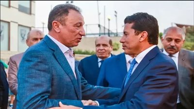 وزير الشباب والرياضة ينجح في الحصول على موافقة بإذاعة مباريات الأهلي بكأس العالم للأندية 
