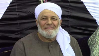 أوصى بختم المصحف على قبره.. وفاة كبير محفظي القرآن في الإسماعيلية