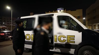 يخلق من الشبه 40.. محاسب يزوّر بطاقة شبيهه لسرقة مليون جنيه من داخل شركة بالوراق