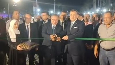 بحضور محافظ البحر الأحمر.. وزير السياحة يفتتح أعمال تطوير الممشى السياحي بالغردقة | بث مباشر