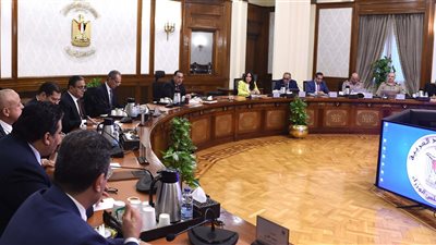 مدبولي يوجه بإعداد خطة تسليم للوحدات السكنية للموظفين المنتقلين للعمل بالعاصمة الإدارية الجديدة
