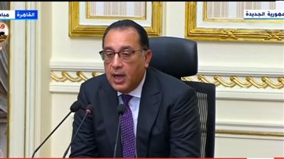 رئيس الوزراء يتابع الموقف التنفيذي للمبادرة الوطنية للمشروعات الخضراء الذكية