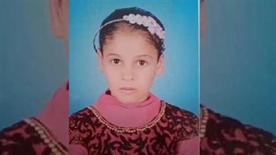 وسط انهيار والدتها.. وصول جثمان الطالبة بسملة ضحية مدرسها إلى المشرحة بالدقهلية | بث مباشر