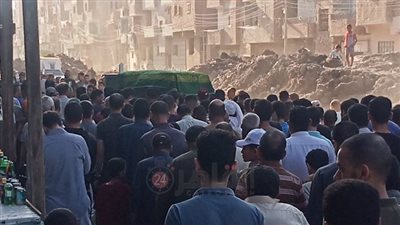 قصة حزينة.. وفاة أب بعد ساعتين من موت ابنته في الشرقية