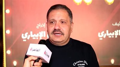 إدوارد عن ظهور شخصية عزيز الهنش في كليب فاكس: حبيت أفكر الناس بيه.. وانتظرو أغنية جديدة الصيف المقبل