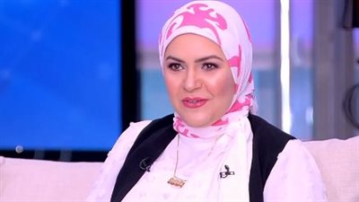 منال عبد اللطيف: لم أعتزل التمثيل.. ومُتخوّفة من فكرة العودة