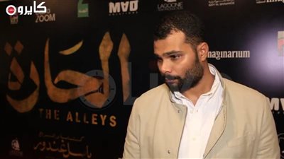 أحمد عبد الله محمود: أشارك بـ فيلم يتناول أحداث خروج داعش من ليبيا.. وليا الشرف إني اشتغلت كومبارس