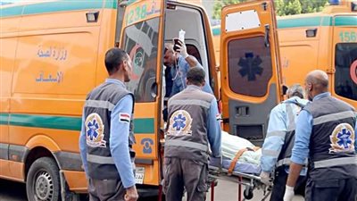 إصابة شخصين في انقلاب سيارة نقل أموال على طريق السويس - نفق الشهيد