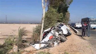 إصابة 15 شخصًا في تصادم تريلا مع ميكروباص بقنا | بث مباشر 