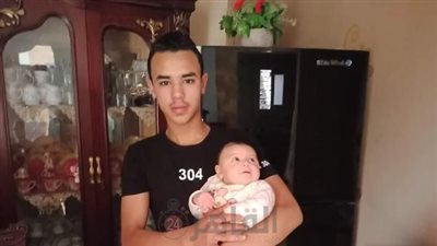 وسط صراخ وانهيار والده.. المئات يشيعون جثمان عريس المحلة عقب العثور عليه مشنوقًا داخل شقته | فيديو