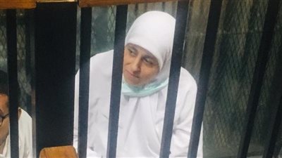 لجلسة الغد.. تأجيل محاكمة عائشة الشاطر و30 آخرين لاستكمال مرافعة الدفاع