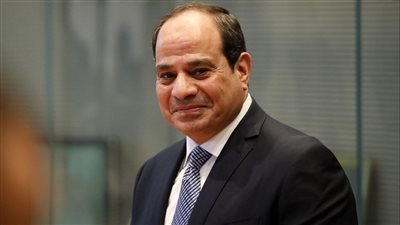 لاستعادة الوجه الحضاري للأحياء.. السيسي يوجه بتصفية مقابر السيارات وإنهاء إشغال الطرق بالمركبات المهملة | بث مباشر