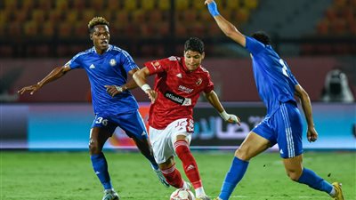 زد يضم لاعب الأهلي لمدة موسمين.. مع بند أحقية الشراء | خاص