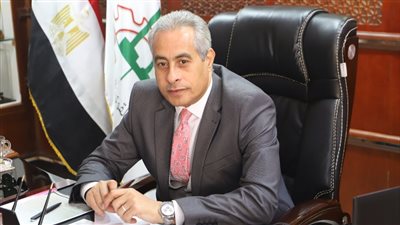 القوى العاملة توضح التعديلات الجديدة على قيمة تأشيرات الخروج والعودة للمصريين بالسعودية | بث مباشر 