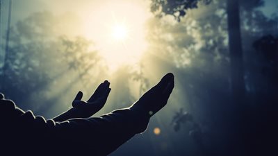 دعاء نهاية العام الميلادي.. اللهم اجعلها نهاية كل حزن وهم وضيق