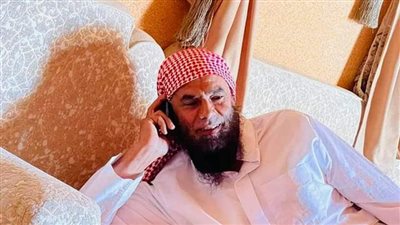 مصرع أب وإصابة 3 من أبنائه في حادث انقلاب سيارة بمطروح 