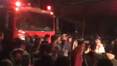 حريق محدود بمنطقة تصنيع مراكب الصيد في السويس