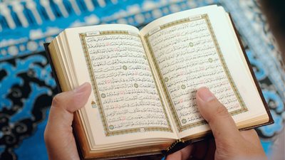 آيات إبطال السحر والعين والحسد على الماء