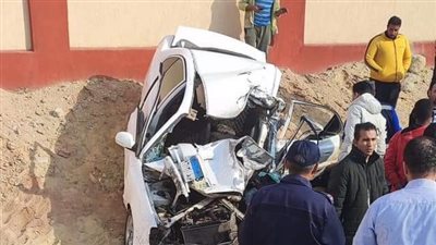 مصرع شخص وإصابة آخر في حادث تصادم سيارة ملاكي مع ربع نقل بالإسماعيلية