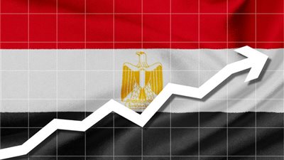 استطلاع لـ رويترز: الدولار سينخفض إلى 26.4 جنيه.. والاقتصاد سينمو بأسرع من توقعات الحكومة
