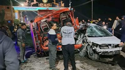 أغلبهم بكلية الطب.. مصرع وإصابة 4 أشخاص في حادث تصادم سيارتين بالشرقية | صور