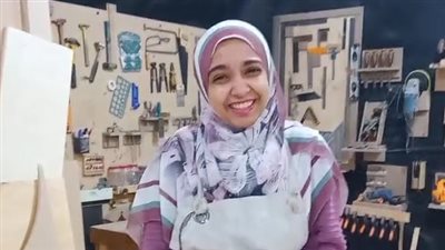 الأسطى رحمة أول نجارة بأسيوط: مافيش شغل للرجالة بس.. وخطيبي موافق اشتغل بعد الجواز | بث مباشر