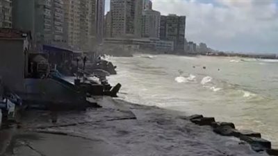 هبوط أرضي وتصدعات بالكورنيش.. طقس شديد البرودة في الإسكندرية| بث مباشر 