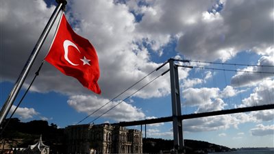 بورصة تركيا تعود للتداول وترتفع 5.86% بعد الزلزال