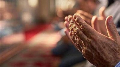 دعاء لفتح أبواب الرزق.. 8 خطوات حددها العلماء