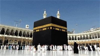 عمرة البدل.. الإفتاء تحسم الجدل حول حكم العمرة عن الغير