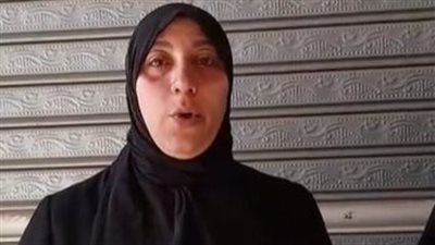 زوجة الموظف المقتول على يد جاره بالشرقية: قتله بسبب لعب العيال.. وعايزة حق زوجي | بث مباشر