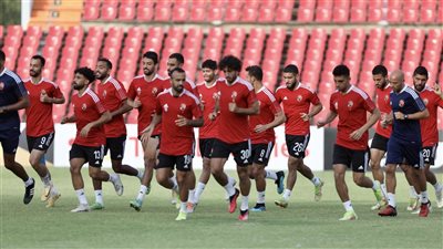 الأهلي يستأنف تدريباته استعدادًا لمباراة فاركو 