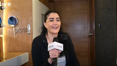غادة عبد الرازق: مخدتش أجر في أول عمل لي.. وبدخل الخناقات لوحدي