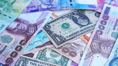 الريال السعودي بـ 8.21 جنيه.. أسعار العملات مقابل الجنيه بالبنوك المصرية 